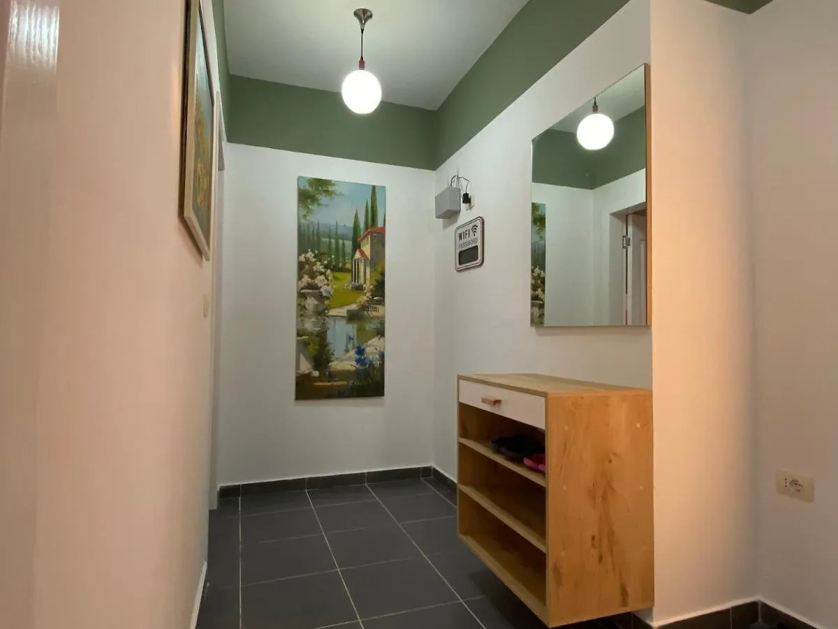 Bellavista Qerret Apartment 1 Golem